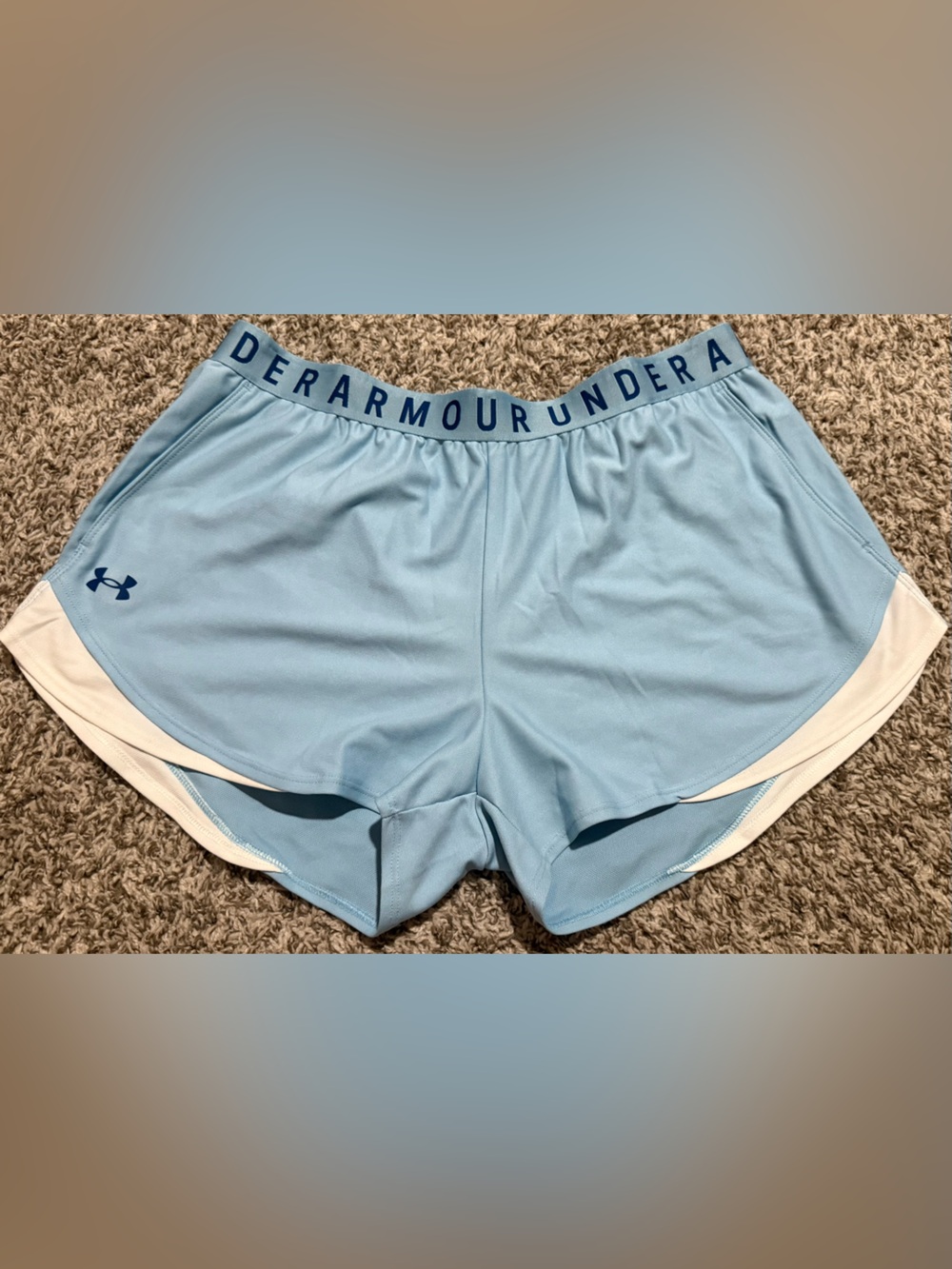 Women’s UA Play Up 3.0 - Picture 4 of 7